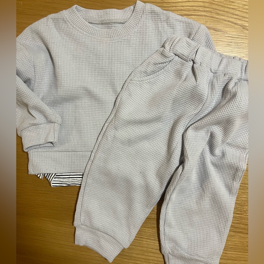 Kids Gray Waffle Knit Set